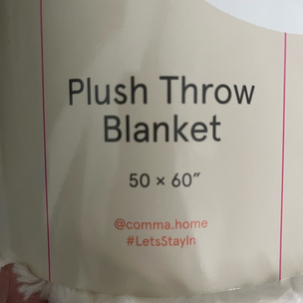 Plush Throw Blanket - Cream